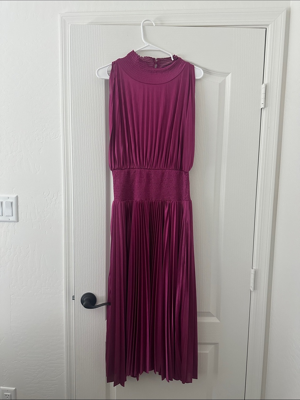 Vici Sleeveless Pleated Maxi Dress in Berry Plum